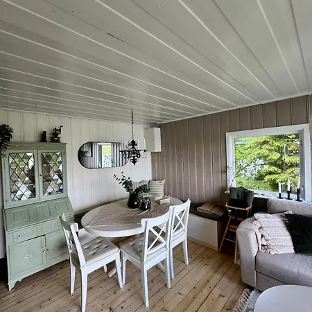 Idyllic With A View, Close To Gardermoen Airport *